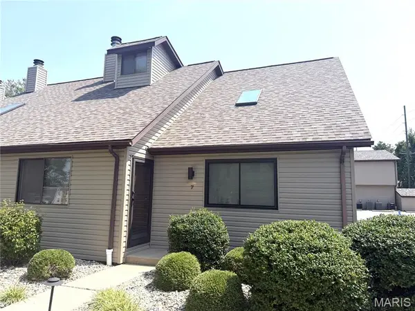 429 Ponderosa Avenue #7, O'Fallon, IL 62269