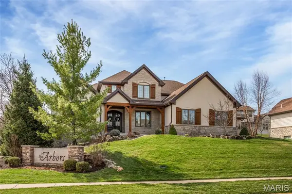 12854 Goodson Road, St Louis, MO 63131