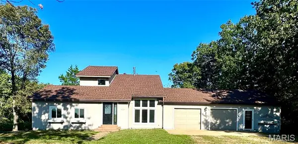 3346 Ahrens Road, Owensville, MO 65066