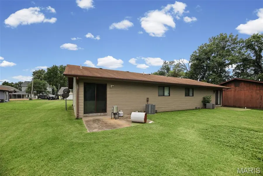 3 N 75th Street #3N & 5N, Belleville, IL 62223 - #2