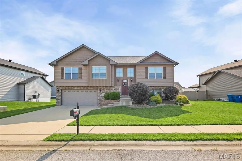607 W 5th Street, Saint Jacob, IL 62281 - #1