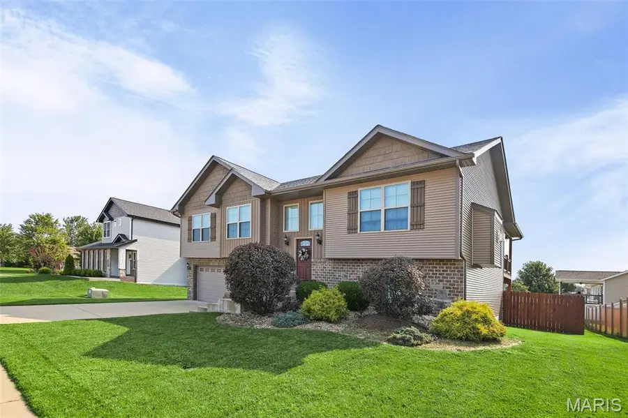 607 W 5th Street, Saint Jacob, IL 62281 - #2