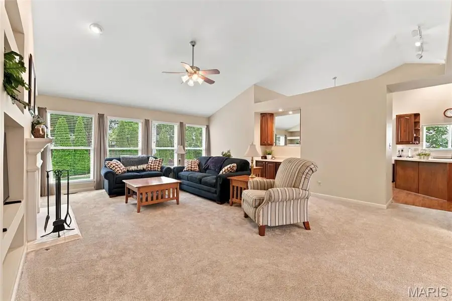409 Mannington Drive, Saint Peters, MO 63376 - #2