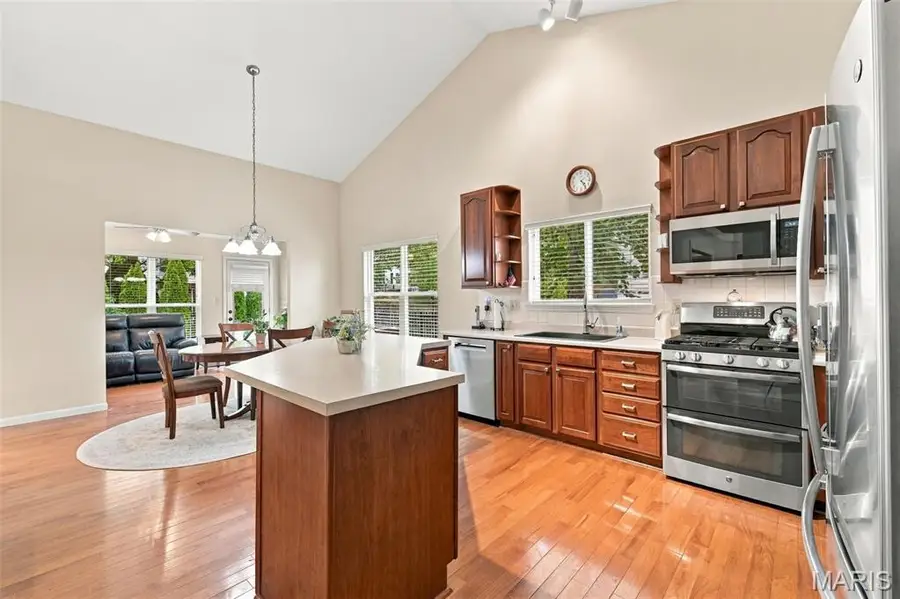 409 Mannington Drive, Saint Peters, MO 63376 - #3