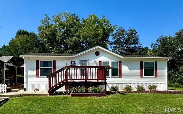 560 Main Street, Leslie, MO 63056