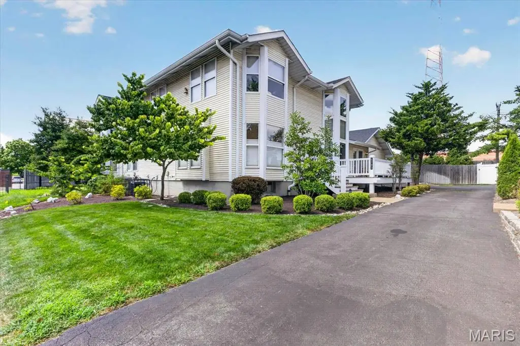 5783 Westminster Place, Saint Louis, MO 63112 - #1