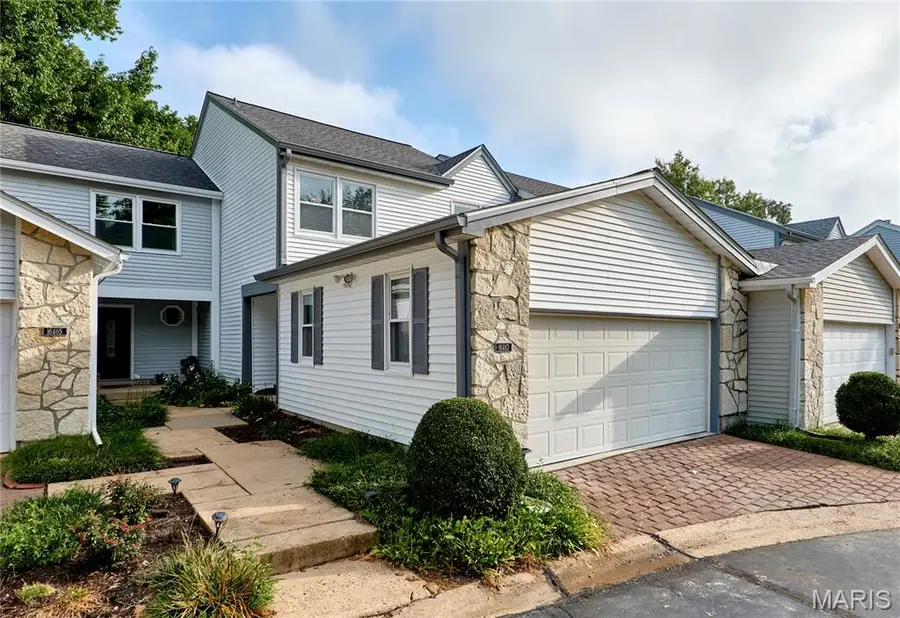 16463 Cobbleskille Drive, Chesterfield, MO 63017 - #2