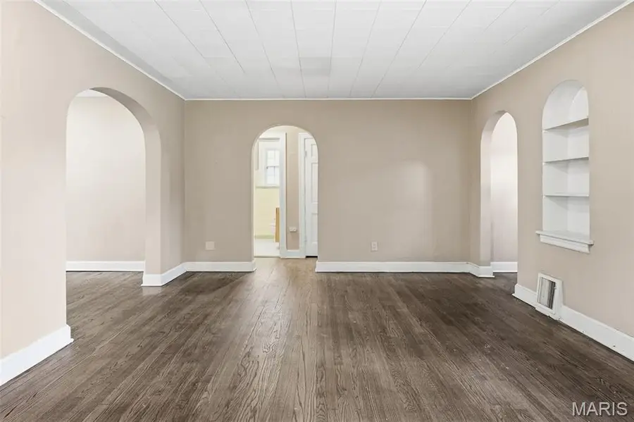 402 Tiffin Avenue, Saint Louis, MO 63135 - #2