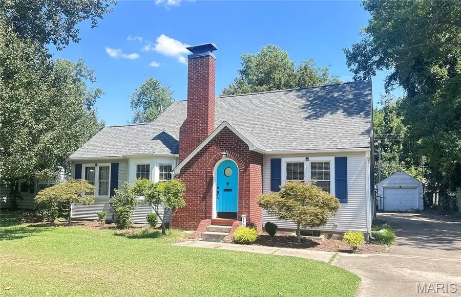 910 N Kingshighway Street, Sikeston, MO 63801 - #2