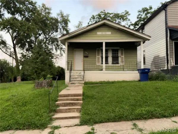 5754 Acme Avenue, St Louis, MO 63136
