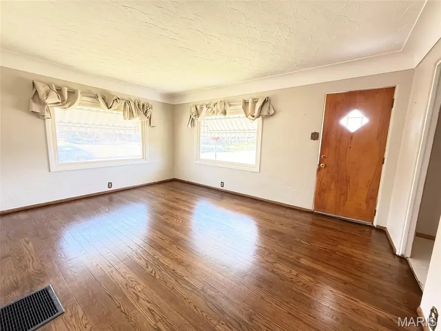 600 Washington Avenue, East Alton, IL 62024 - #3
