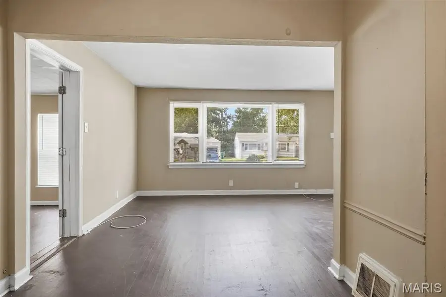 10154 Coburg Lands Drive, Saint Louis, MO 63137 - #2