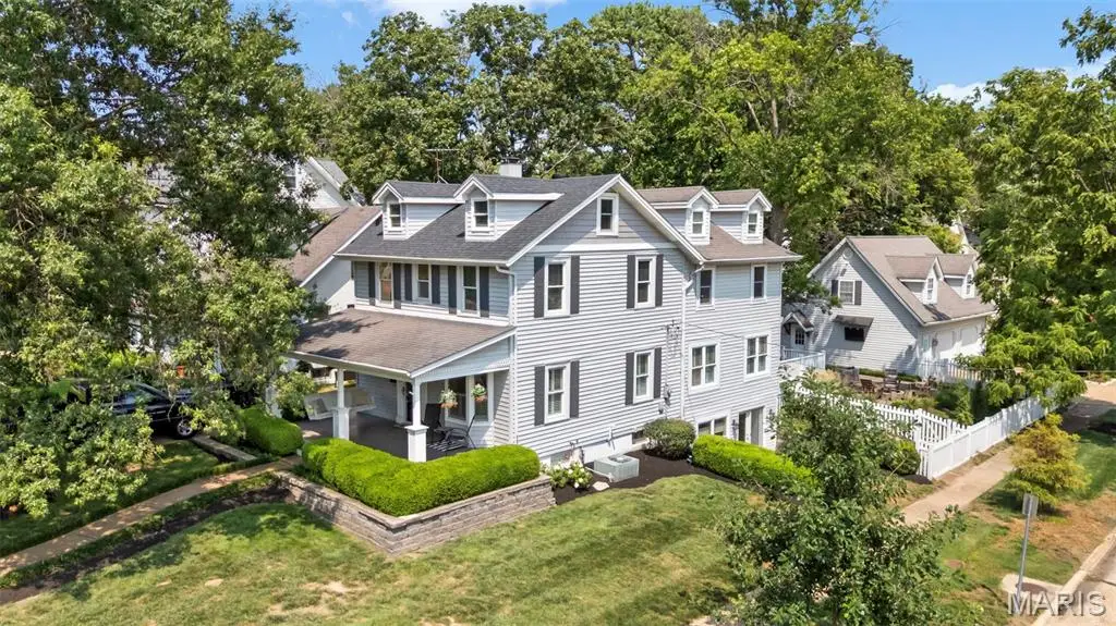 400 N Van Buren Avenue, Kirkwood, MO 63122 - #1