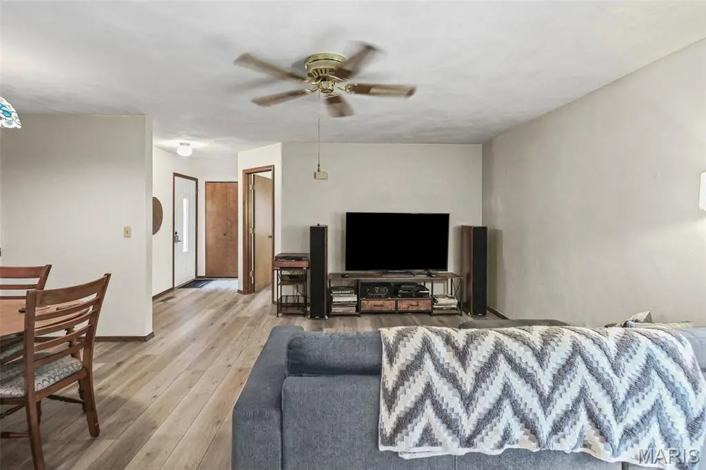 21 Parkridge, Belleville, IL 62226 - #1