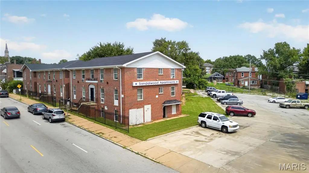 8404 Halls Ferry Road, Saint Louis, MO 63147 - #1