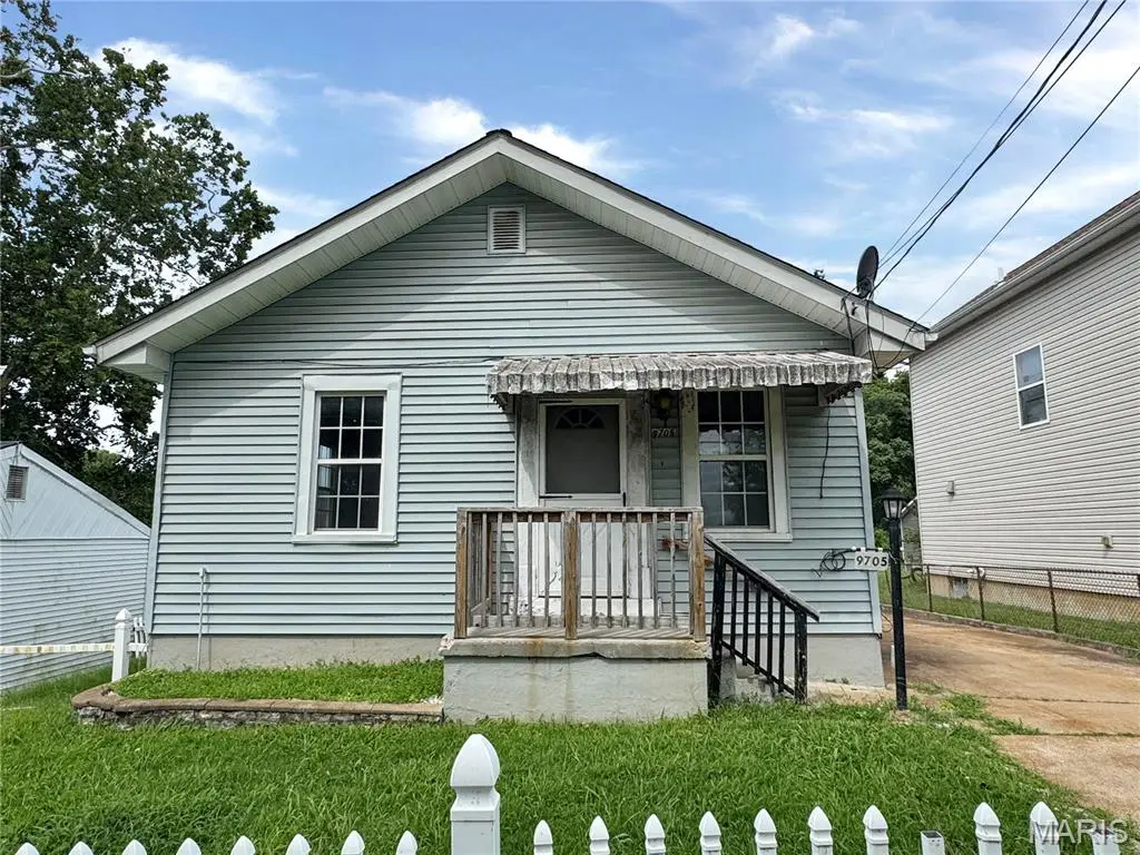 9705 Perrin Avenue, Lemay, MO 63125 - #1