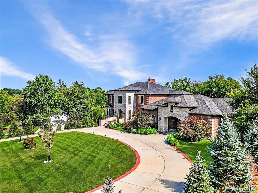 13354 Thornhill Drive, Saint Louis, MO 63131 - #3