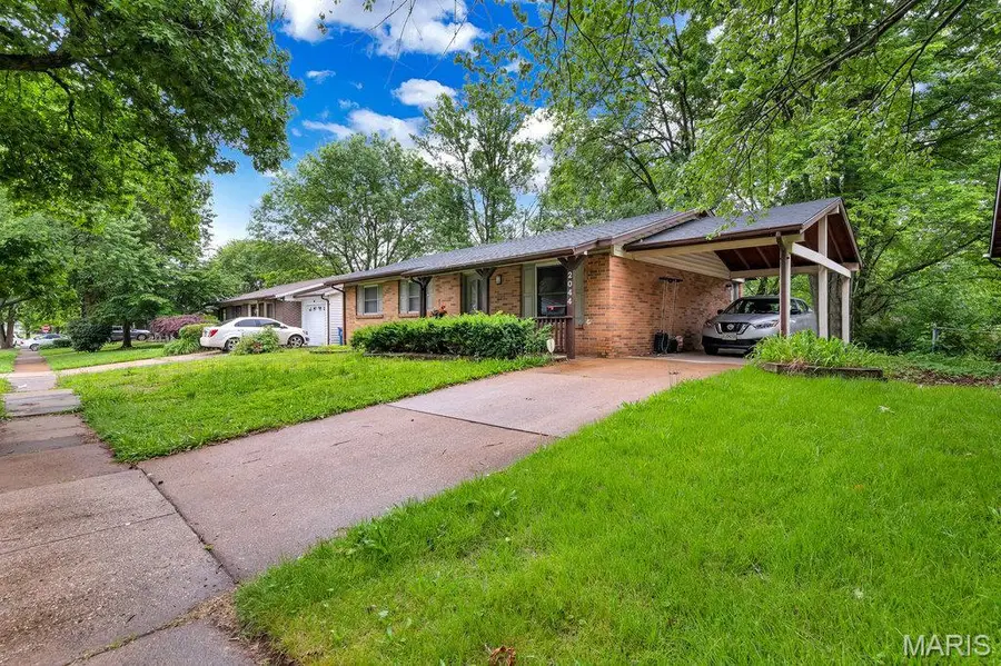 2044 Kingsford Drive, Florissant, MO 63031 - #3