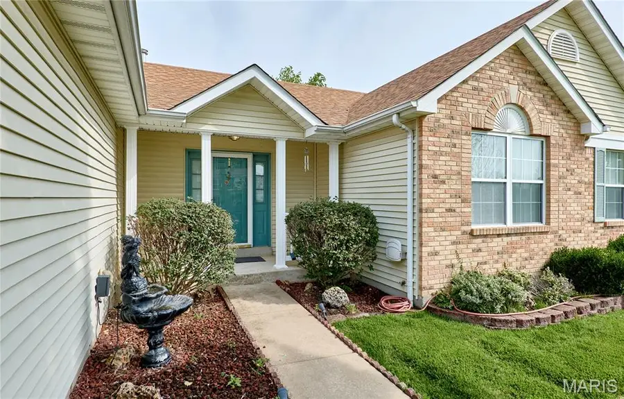 207 Sassafras Parc Drive, Ofallon, MO 63368 - #3
