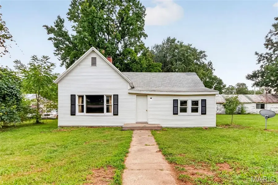 806 S 4th Street, Clarksville, MO 63336 - #2