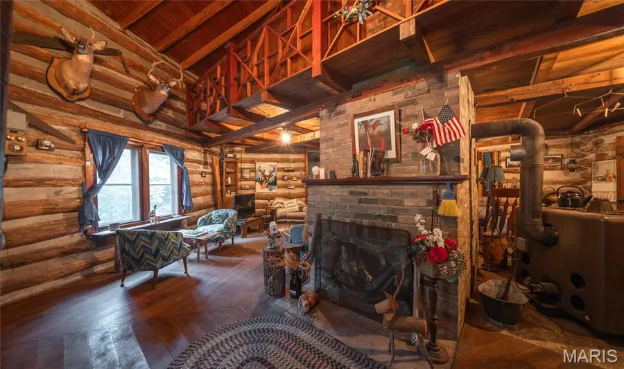 1251 Kings Highway, Hermann, MO 65041 - #2
