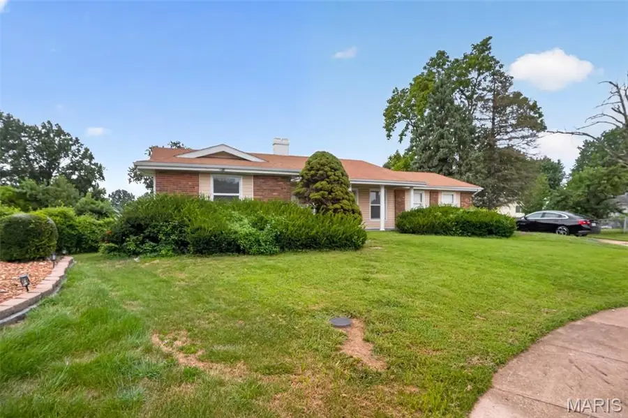 5998 Sir Edward Court, Florissant, MO 63033 - #3