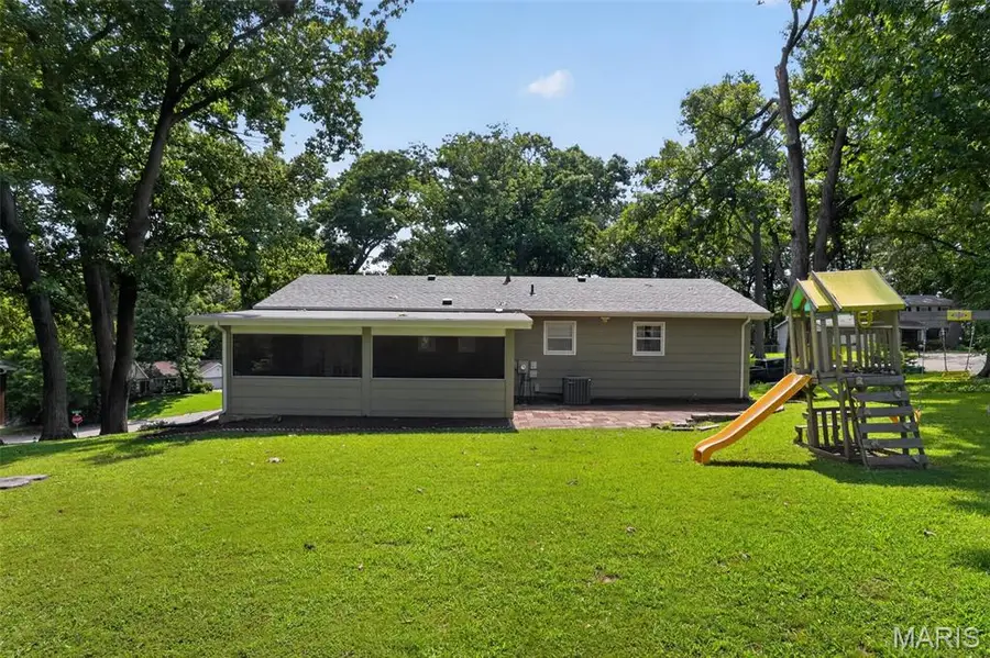 11 San Camille Court, Saint Charles, MO 63303 - #2