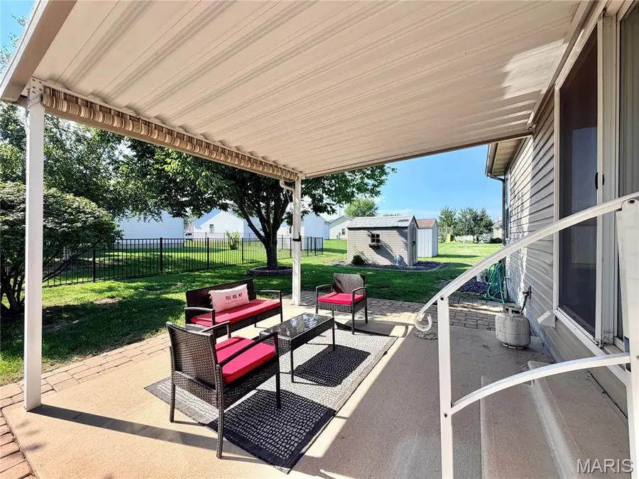 262 Newport Drive, Aviston, IL 62216 - #2