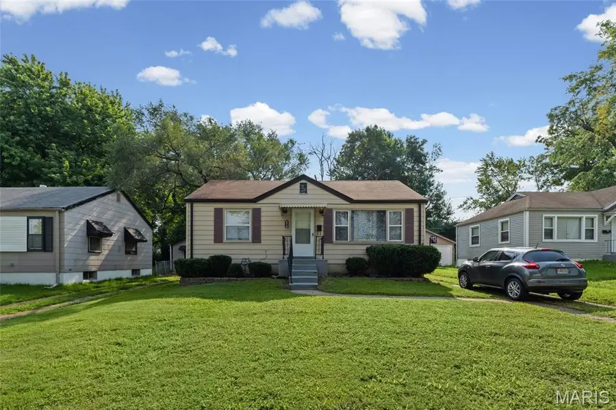 6010 Eaton Drive, Berkeley, MO 63134 - #2
