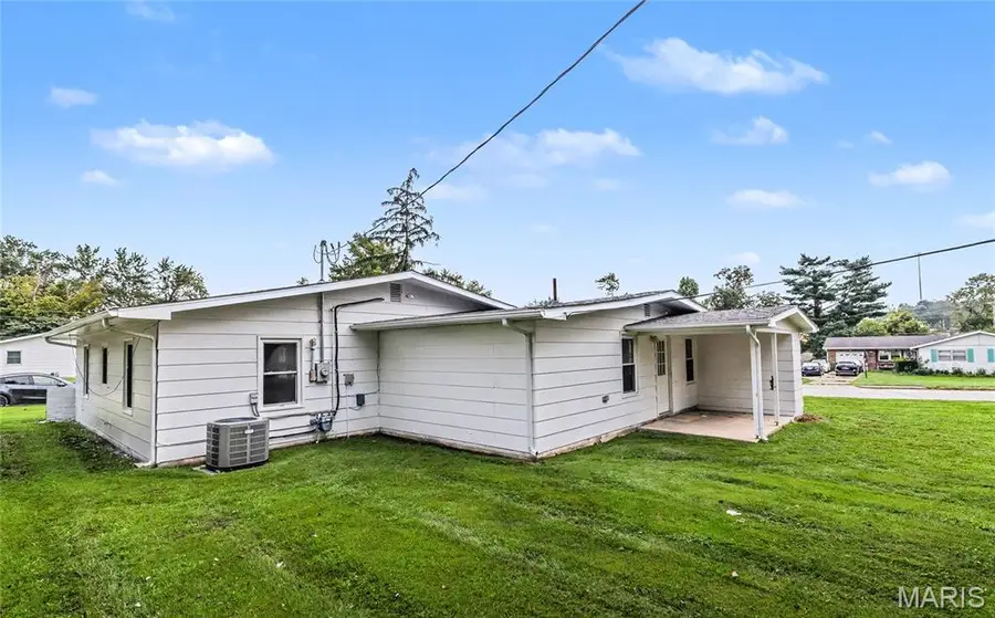 1116 E 9th Street, Rolla, MO 65401 - #2