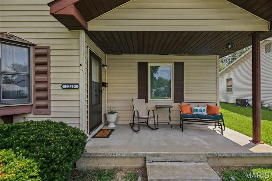 1326 Orchard Street, Belleville, IL 62221 - #2