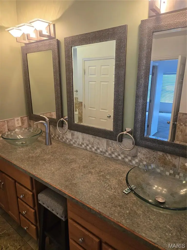 4139 Westminster Place, Saint Louis, MO 63108 - #3