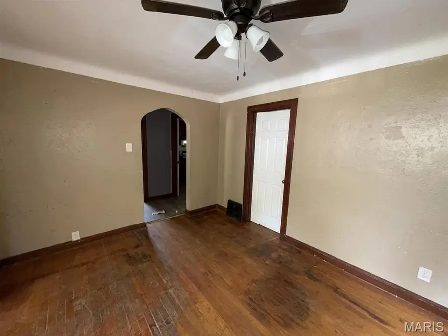 2618 Avie Drive, Jennings, MO 63136 - #3
