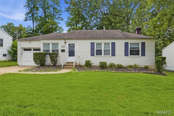 1134 Roxton Drive, St Louis, MO 63137