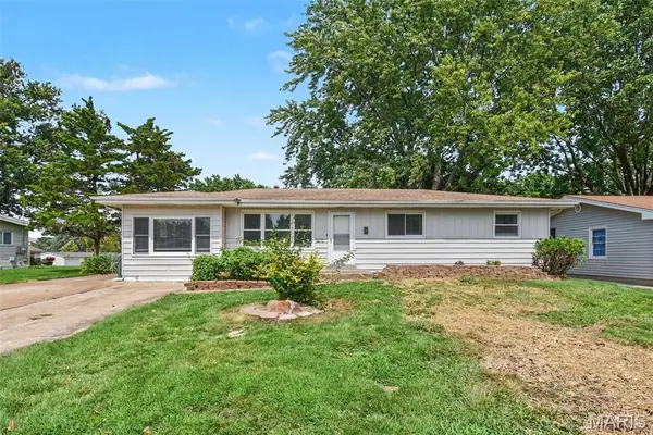 1405 Del Rey Drive, Florissant, MO 63031
