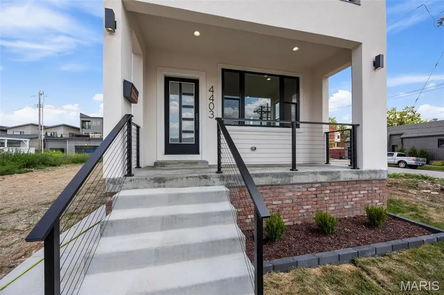 4403 Hunt Avenue, Saint Louis, MO 63110 - #2