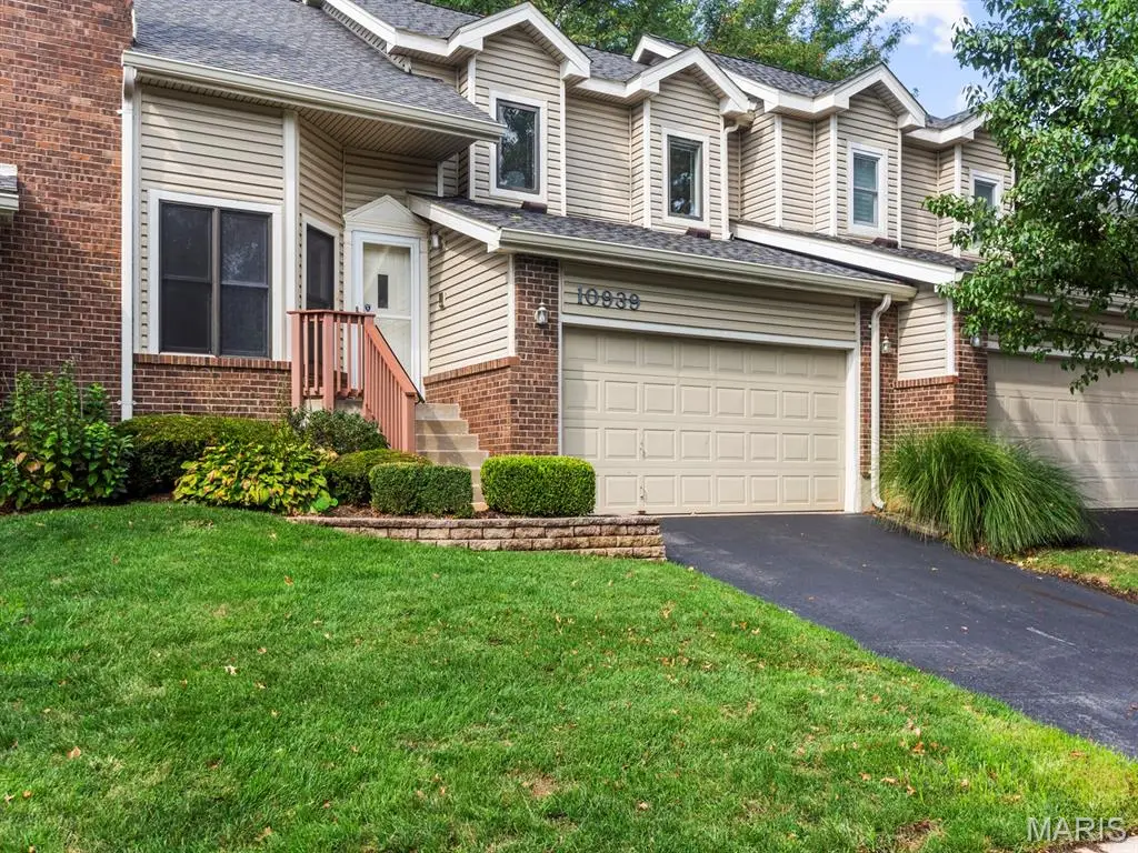 10939 Vauxhall Drive, Creve Coeur, MO 63146 - #1
