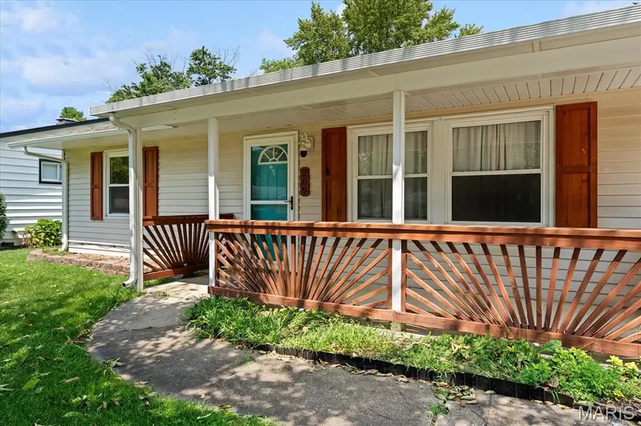 209 Pleasant Ridge Road, Fairview Heights, IL 62208 - #2