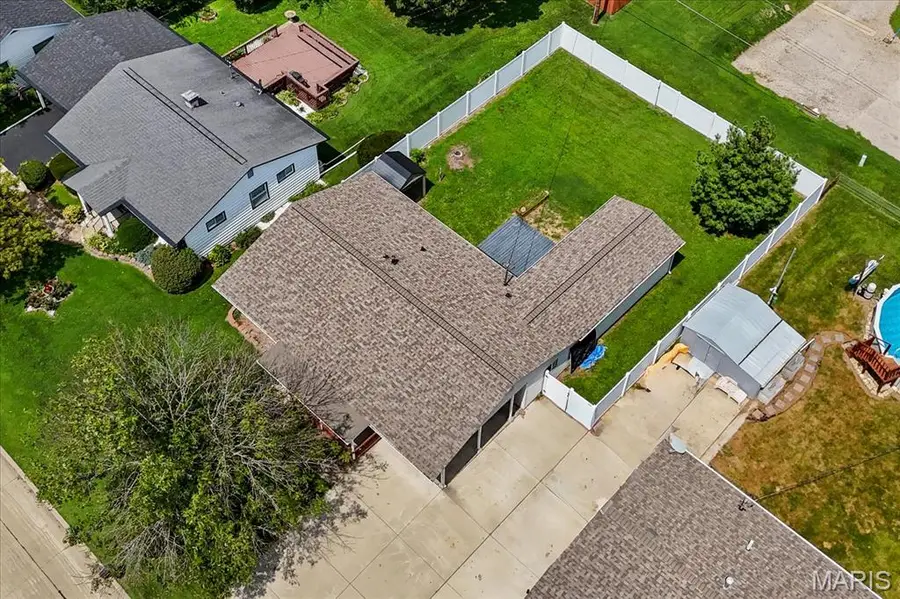 209 Pleasant Ridge Road, Fairview Heights, IL 62208 - #3