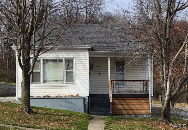412 W Terrace Avenue, Hannibal, MO 63401