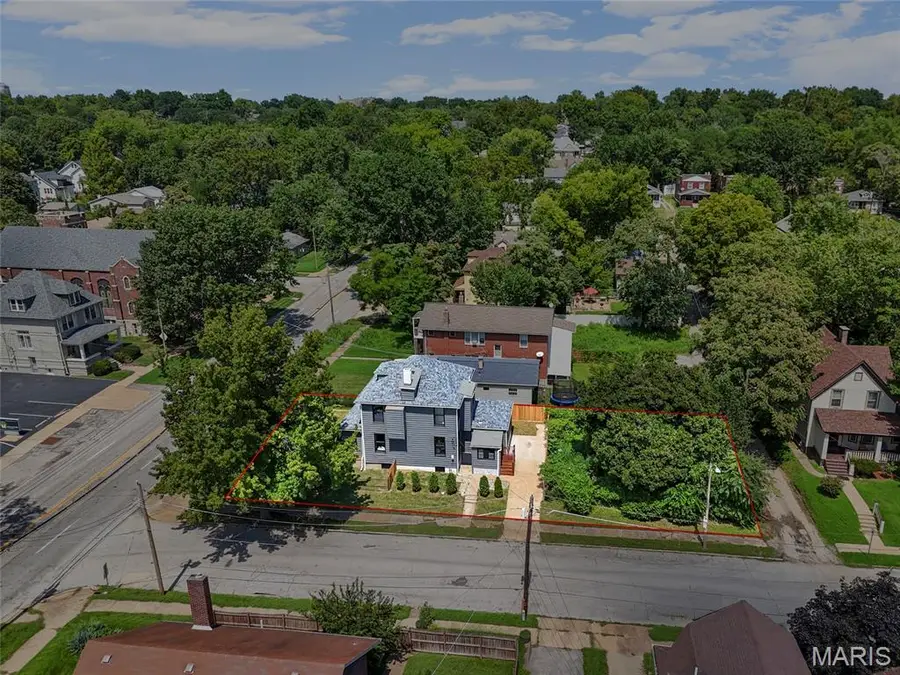 2118 Mccausland Avenue, Saint Louis, MO 63143 - #2