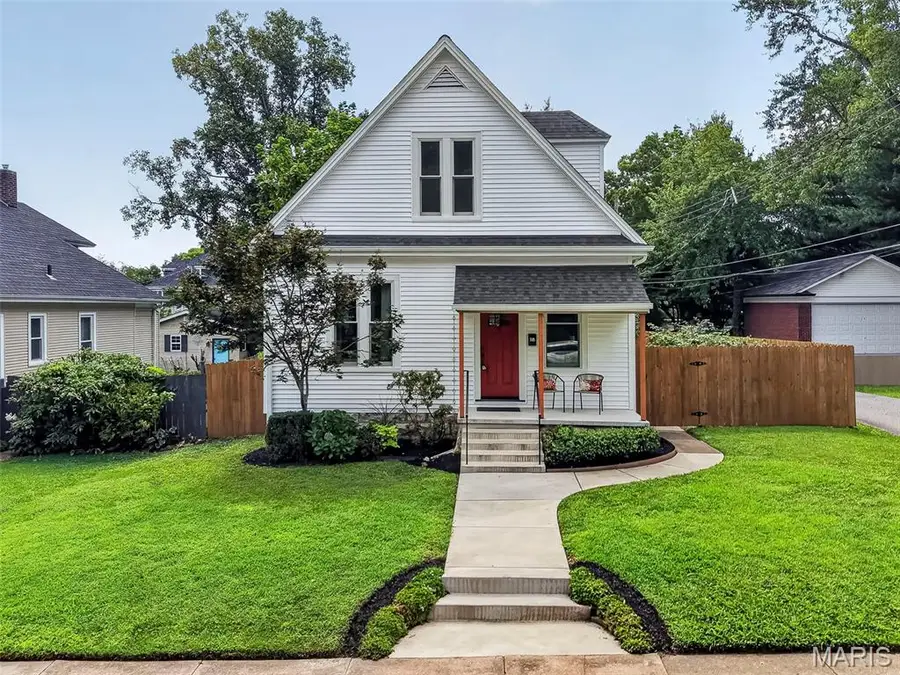 118 Lindenwood Avenue, Saint Charles, MO 63301 - #2