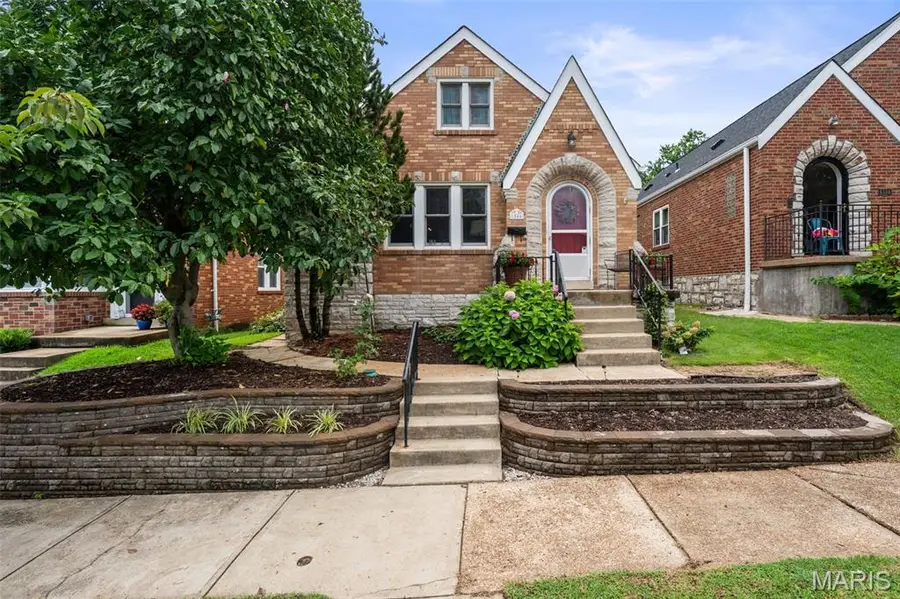 6546 Mardel Avenue, Saint Louis, MO 63109 - #2