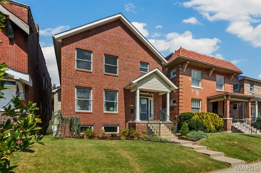 5763 Mcpherson Avenue, Saint Louis, MO 63112 - #3