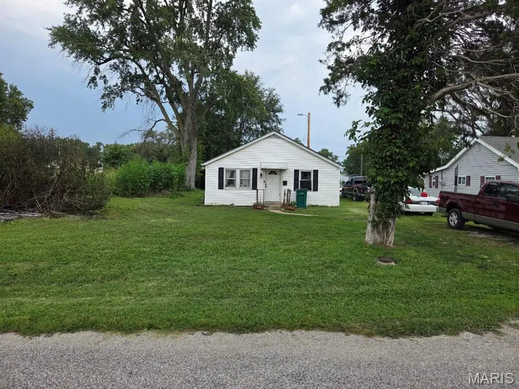 311 W 7th Street, Cahokia, IL 62206 - #1