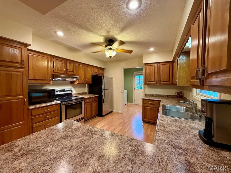 130 Pioneer Trail, Hannibal, MO 63401 - #2