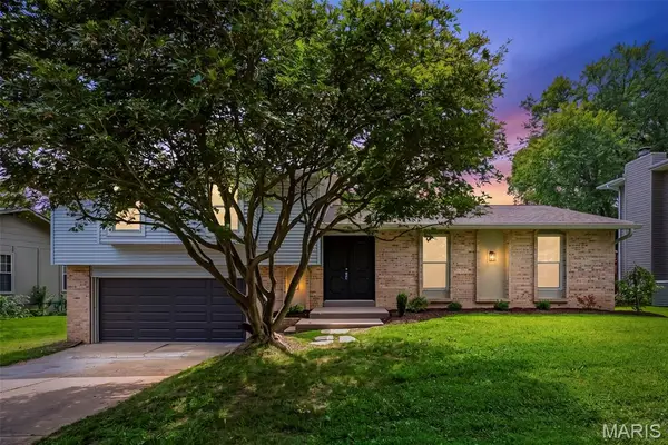 3034 Willow Wood Drive, St Charles, MO 63303