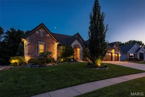 428 Fort Saratoga, St Charles, MO 63303