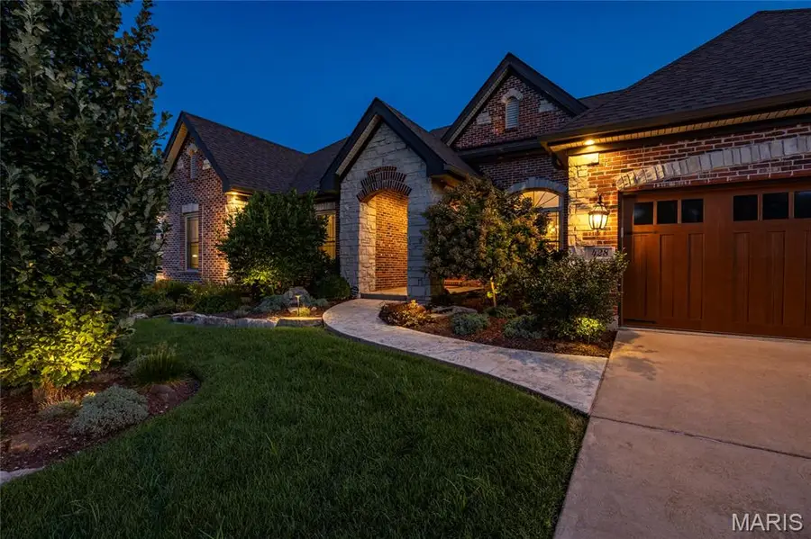 428 Fort Saratoga, Saint Charles, MO 63303 - #2