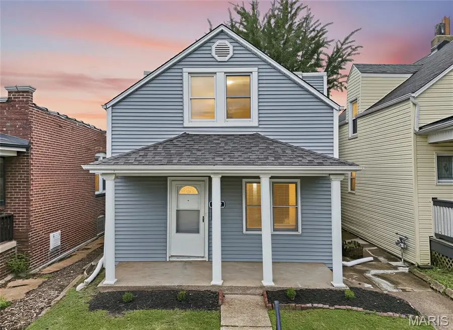 4552 Ray Avenue, Saint Louis, MO 63116 - #2